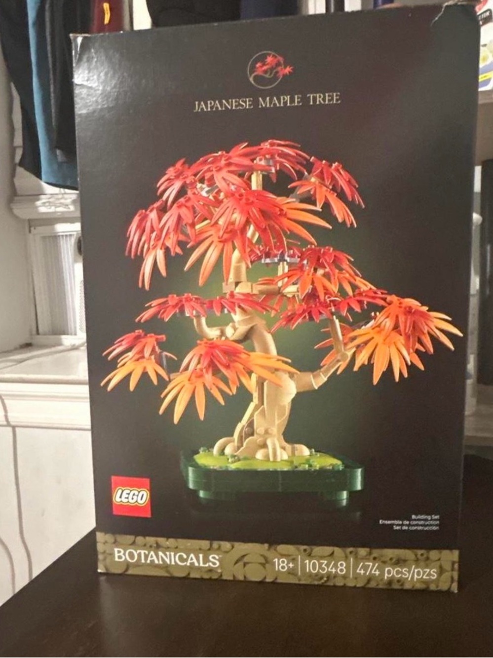 LEGO Botanicals Japanese Maple Tree - Red & Orange Leaves, Tan Trunk